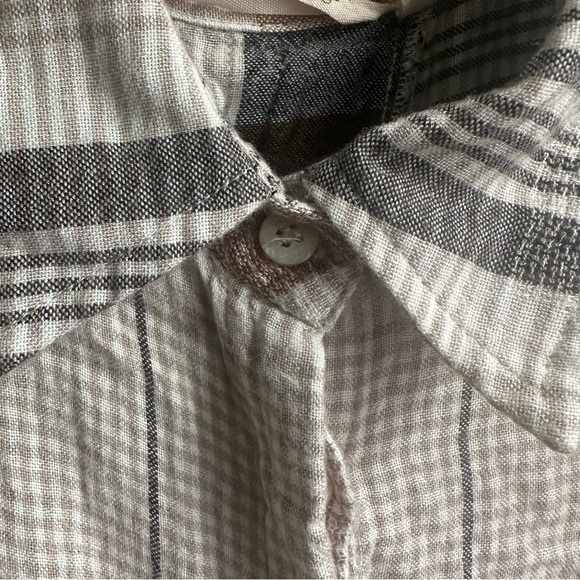 Soft Surroundings Plaid Collared Button-Up Shirt Size Medium - Picture 12 of 14